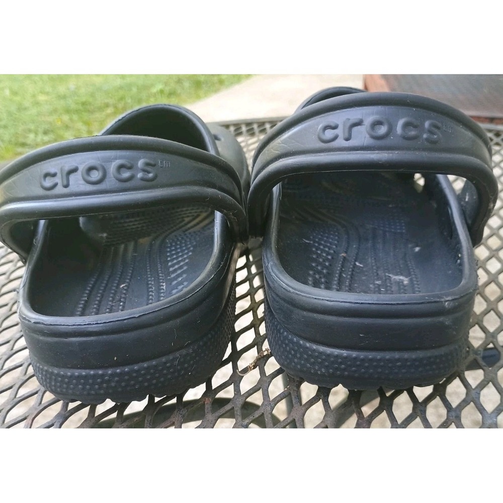 Crocs Classic Clog Slip-On Sandals Black Size US 8 Women / 6 Men - Picture 3 of 5